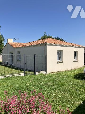 SAINTE-PAZANNE Maison plain-pied 4 chambres, garage et terrain clos