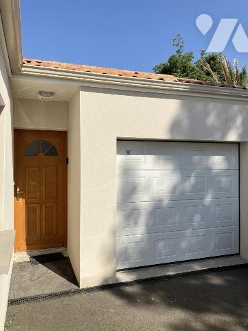 SAINTE-PAZANNE Maison plain-pied 4 chambres, garage et terrain clos
