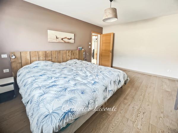 À VENDRE - WIMILLE - MAISON 9 PIÈCES - 199 M2 - VIE DE PLAIN-PIED - 4 CHAMBRES - EXPOSITION SUD - JARDIN CLOS - GARAGE 3 VOITURES