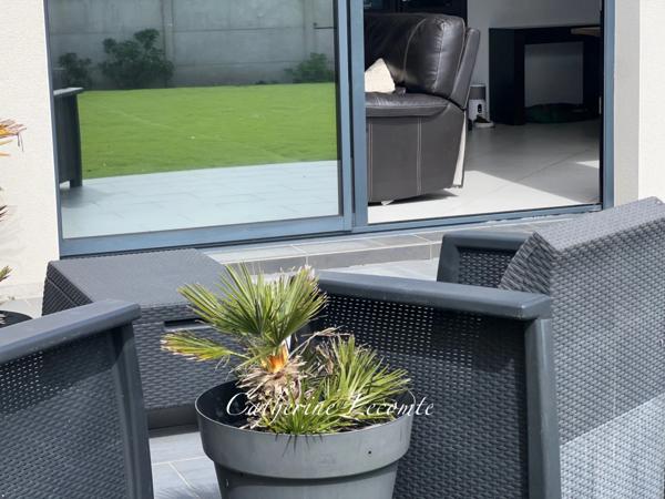 À VENDRE - WIMILLE - MAISON 9 PIÈCES - 199 M2 - VIE DE PLAIN-PIED - 4 CHAMBRES - EXPOSITION SUD - JARDIN CLOS - GARAGE 3 VOITURES