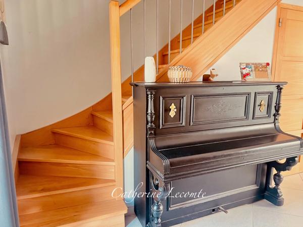 À VENDRE - WIMILLE - MAISON 9 PIÈCES - 199 M2 - VIE DE PLAIN-PIED - 4 CHAMBRES - EXPOSITION SUD - JARDIN CLOS - GARAGE 3 VOITURES