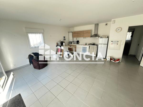 Location Appartement 2 pièces 53.19 m² - 8 RUE DU VERGER Fouras 17450
