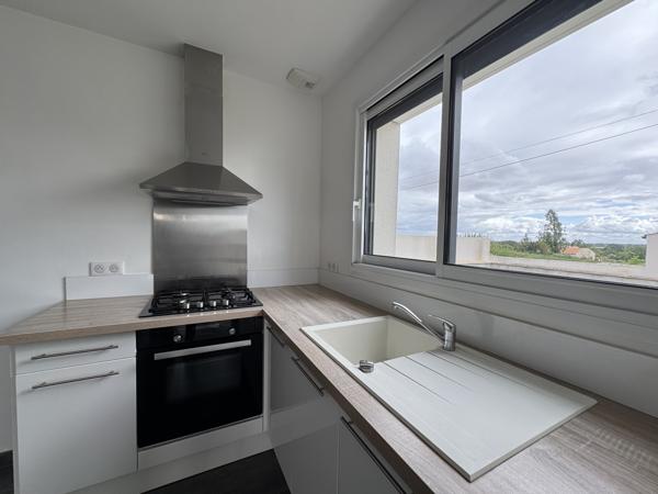 Maison
                                                                                                                                                                                                                                                                                                                        4 pièce(s)                                                                                                                                                                                                          3 chambre(s)                                                                                                                                                                                                          89  m²
