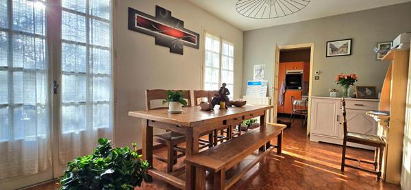 Maison avec sous sol parcelle boise et constructible