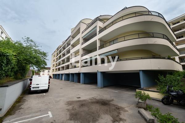 Appartement + parking + annexe