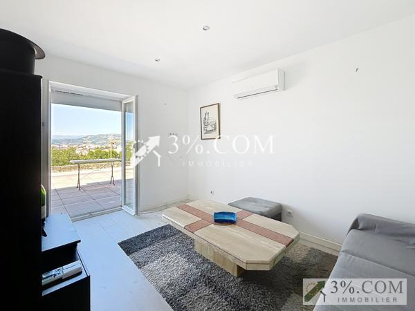 Maison
                                                                                                                                                                                                                                                                                                                        5 pièce(s)                                                                                                                                                                                                          4 chambre(s)                                                                                                                                                                                                          175  m²