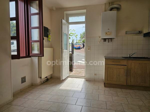 Maison de ville de 62 m² deux chambres– Idéal premier achat ou investissement sur RUELLE SUR TOUVRE (16)