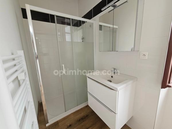 Maison de ville de 62 m² deux chambres– Idéal premier achat ou investissement sur RUELLE SUR TOUVRE (16)