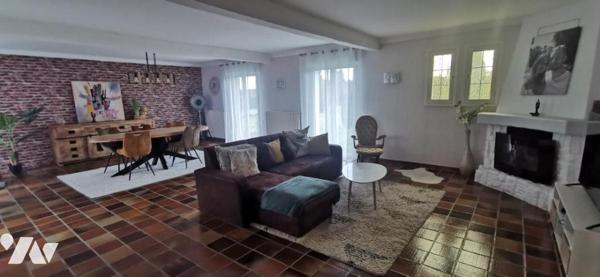 DAINVILLE - Spacieux Pavillon individuel de plain pied SH env. 139 m² sur sous-sol avec beau jardin 