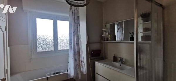 DAINVILLE - Spacieux Pavillon individuel de plain pied SH env. 139 m² sur sous-sol avec beau jardin 