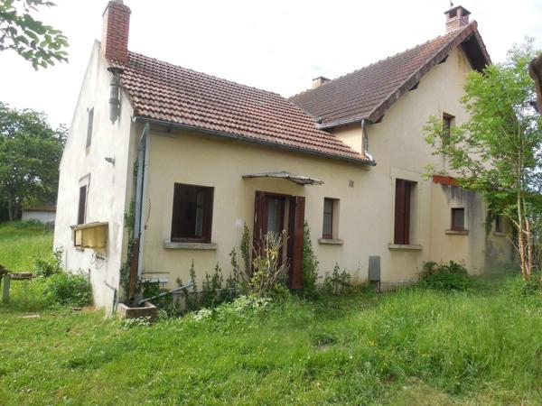 Vend fermette plein pied proche de la ville