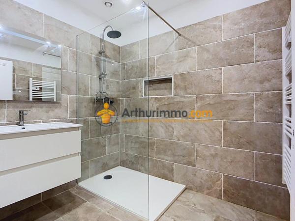 Location                                                      Appartement
                        
                     2 pièces                      41 m2                     à Perpignan