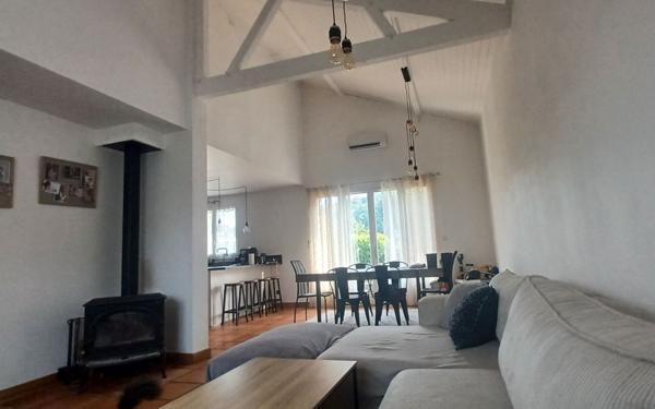 Maison à vendre    5 pièces • 92,50 m2 Renage