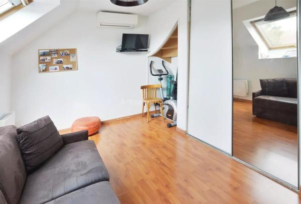 Vente                                                      Maison
                        
                     7 pièces                      110 m2                     à Villeneuve-Saint-Georges