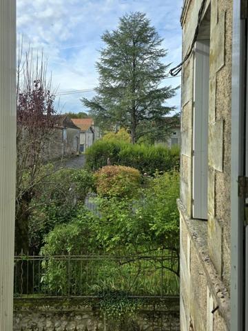 Maison au coeur du Bourg de Palluaud