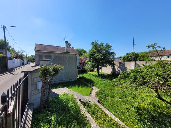 Maison Le Pecq - Domaine de Grandchamp €890 000 ** - Référence 17017