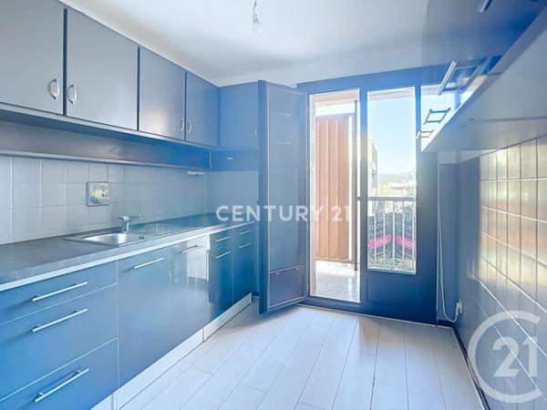 Appartement T3 à vendre  3 pièces - 62 m2 AUBAGNE - 13