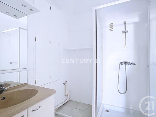 Appartement T3 à vendre  3 pièces - 62 m2 AUBAGNE - 13