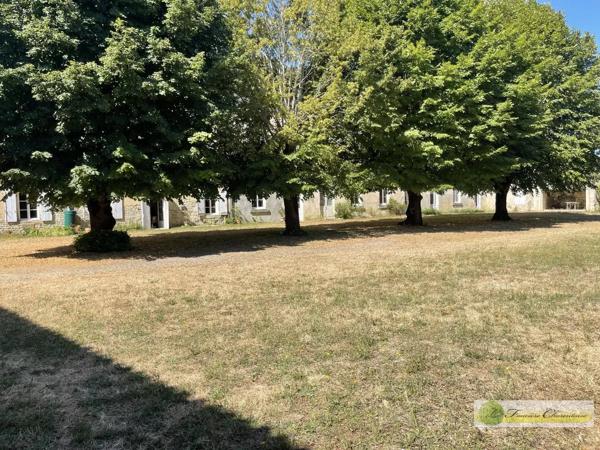 Vente immobilière : Ensemble immobilier à Aigre    304 500 €- FONCIERE CHARENTAISE AIGRE.