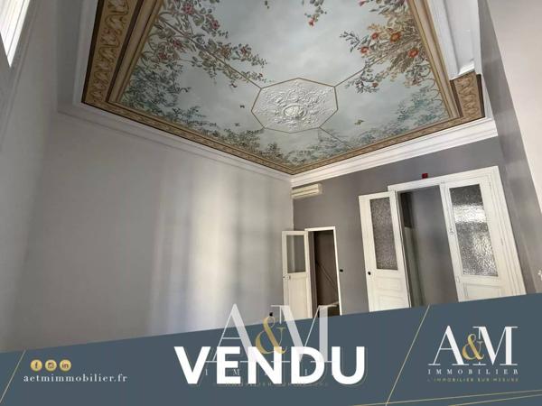 Bureaux 82 m² + cour de 15 m²