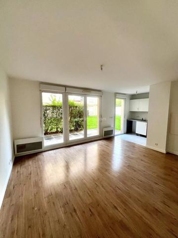 Vente Appartement 3 pièces 60 m2 à Corbeil-Essonnes