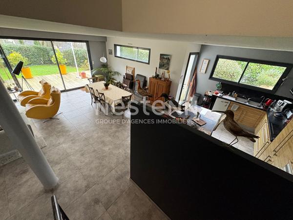 Maison d'architecte contemporaine 135 m² à proximité de Vannes - Parcelle de 800 m²