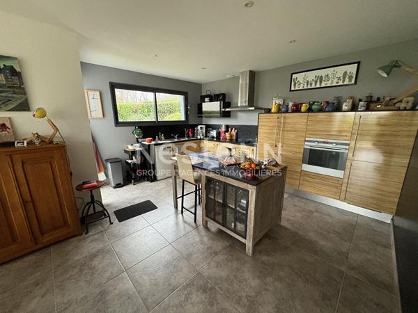 Maison d'architecte contemporaine 135 m² à proximité de Vannes - Parcelle de 800 m²