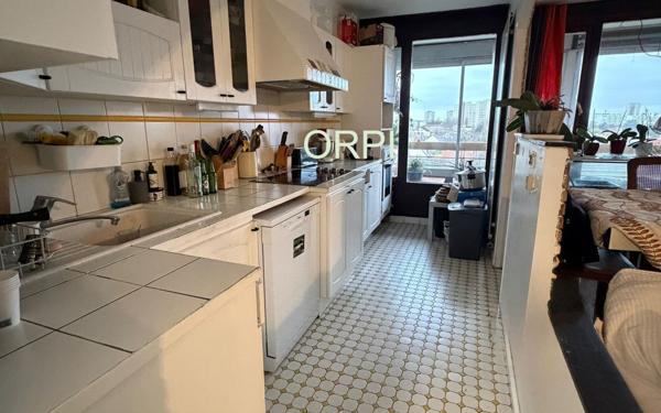 Appartement à vendre    4 pièces • 76,41 m2 Villejuif