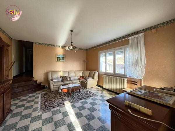 Maison de 108 m² avec jardinet sur CHATEAUBERNARD ...