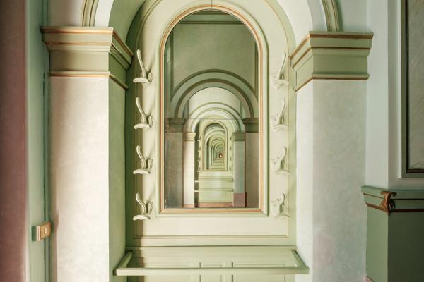 Appartement dans un hôtel particulier du 19ème avec son jardin privatif et son orangerie