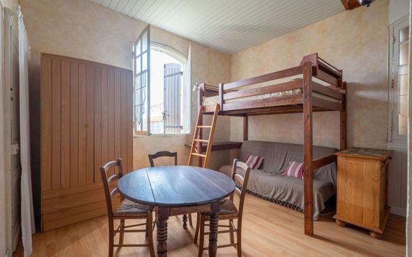 Maison à vendre    1 pièce •  Mimizan