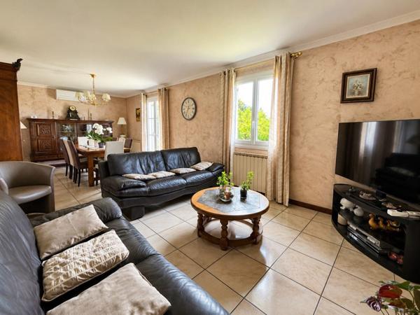 Maison à vendre 395 000 € Saint-Quentin-Fallavier 4 p 92 m² DPE C