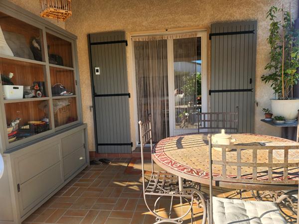 PERNES LES FONTAINES - VAUCLUSE - MAISON A VENDRE AU CALME DE 132 M² SUR TERRAIN DE 900 M² AVEC PISCINE