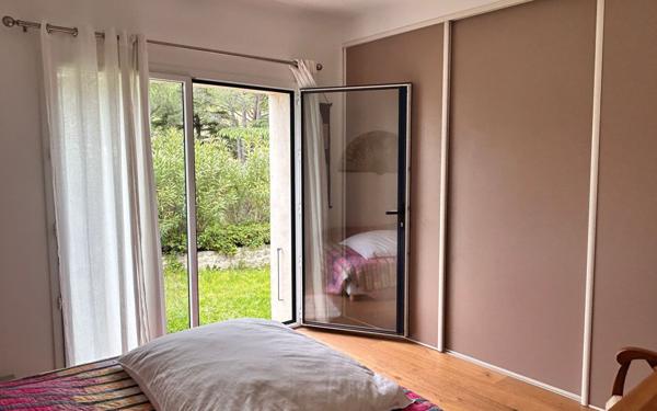 Maison à vendre    5 pièces •  Vaison-la-Romaine