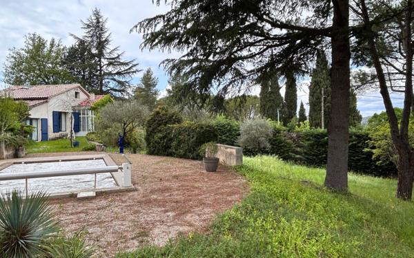 Maison à vendre    5 pièces •  Vaison-la-Romaine