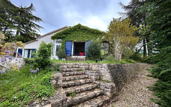 Maison à vendre    5 pièces •  Vaison-la-Romaine