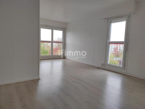 Appartement 3 pièces de 68 m² avec parking privé et cave