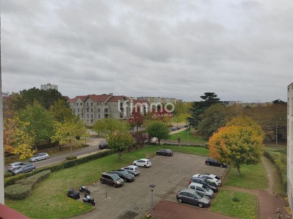 Appartement 3 pièces de 68 m² avec parking privé et cave