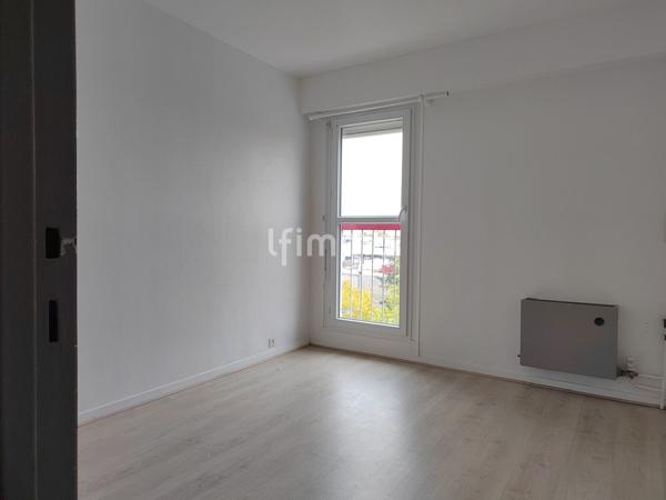 Appartement 3 pièces de 68 m² avec parking privé et cave