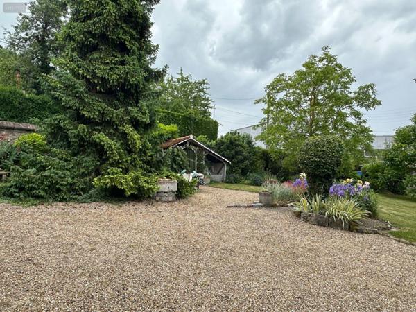 Maison à restaurer à vendre à Amfreville-la-Mi-Voie en Seine-Maritime (76920), ref : 014/932