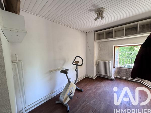 Maison à vendre 5 pièces 101 m² Montpezat-sous-Bauzon