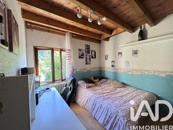 Maison à vendre 5 pièces 101 m² Montpezat-sous-Bauzon