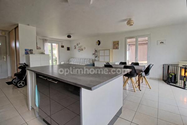 Maison à vendre 4 chambres à 10 minutes de centre ville de Dole
