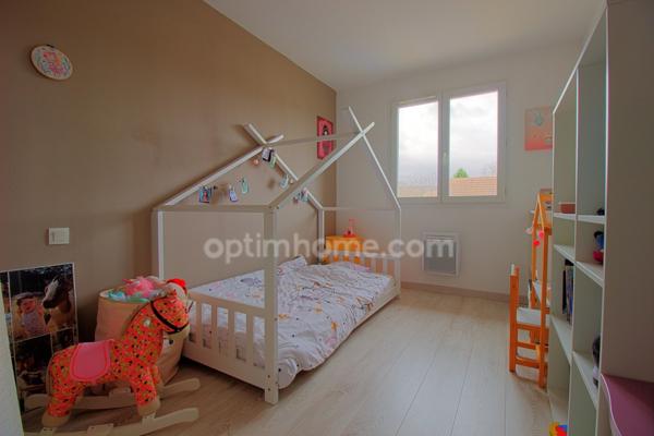 Maison à vendre 4 chambres à 10 minutes de centre ville de Dole