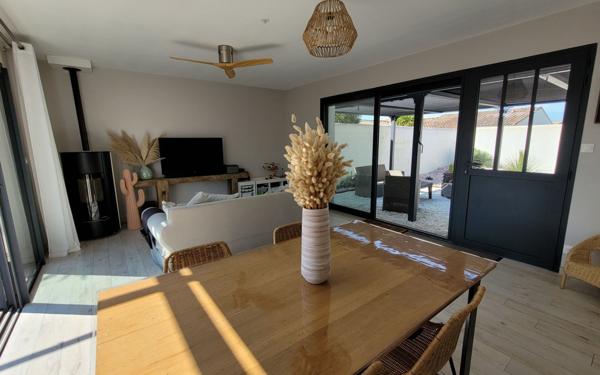 Maison à vendre    4 pièces •  Le Bois-Plage-en-Ré