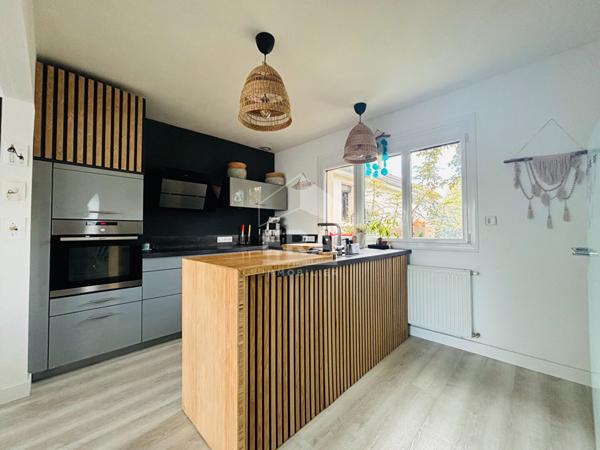 Maison Caen 5pièce(s) 106 m2