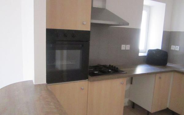 Appartement à louer    3 pièces •  Château-Arnoux-Saint-Auban