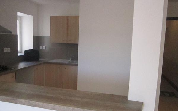 Appartement à louer    3 pièces •  Château-Arnoux-Saint-Auban