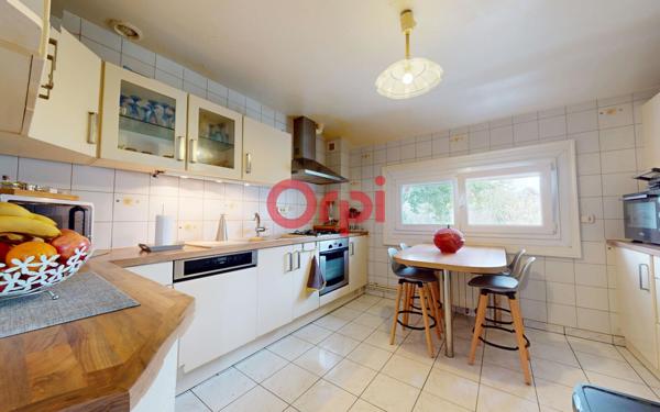 Maison à vendre    7 pièces •  Montfermeil