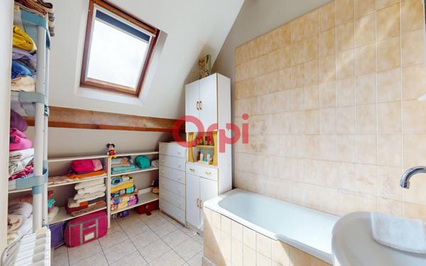 Maison à vendre    7 pièces •  Montfermeil